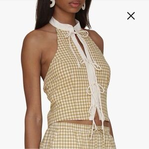 Avec les Filles Gingham Halter Tie-Front Crop Top in Tan & White